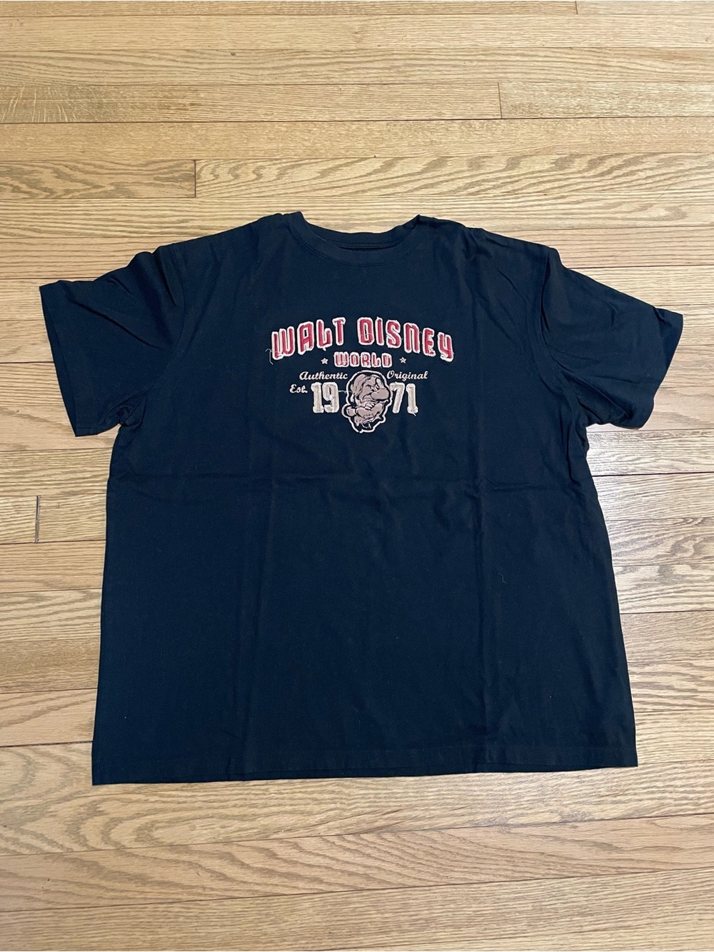 Disney Parks Disneyland Resort Black Embroidered Grumpy Mens Tee T-shirt - Sz L